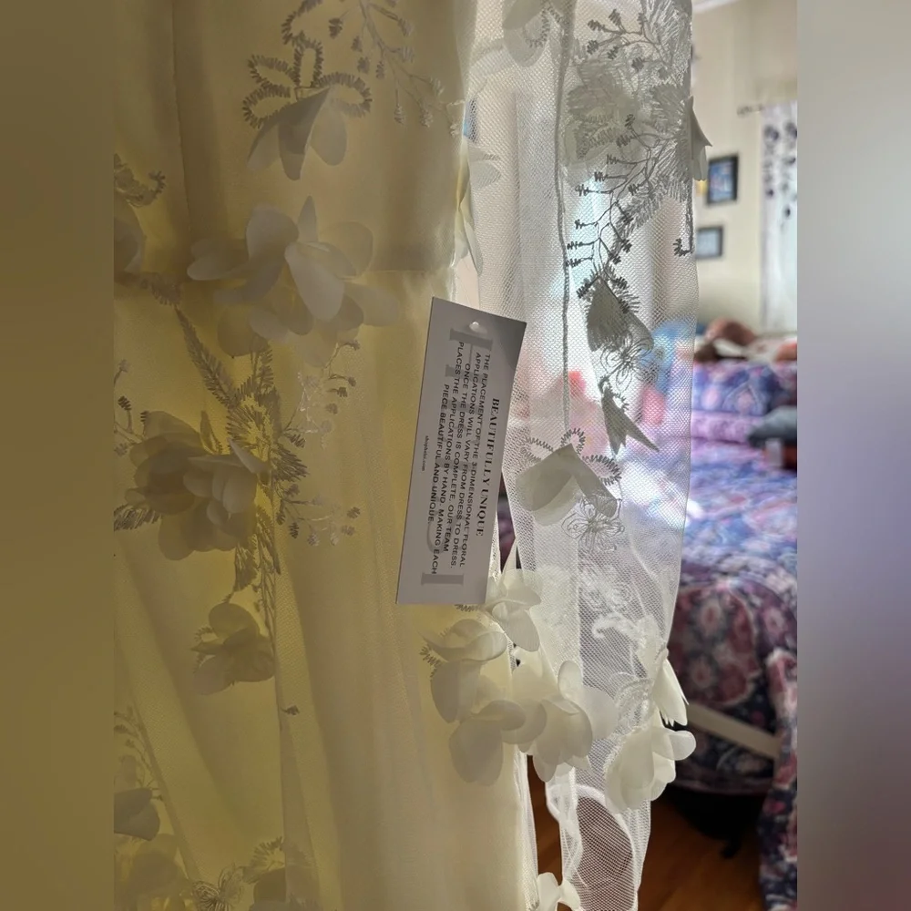 BRAND NEW/NEVER WORN Anthropologie Helsi Long-Sleeve V-Neck Floral Maxi Dress - Picture 6 of 10